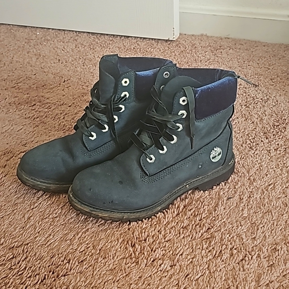 Timberland boots Size 7.5. Emerald green.